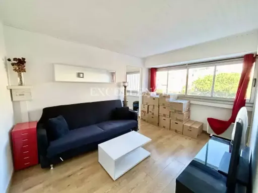 Achat appartement à vendre 2 pièces 33 m² - Sainte-Maxime