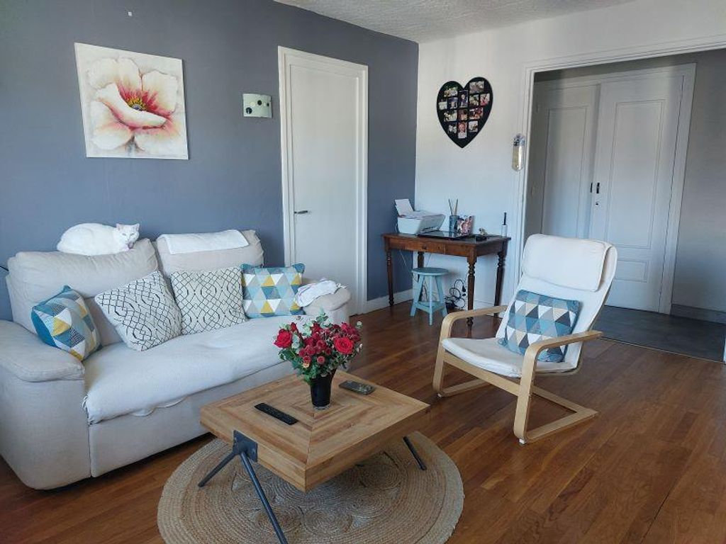 Achat appartement à vendre 3 pièces 67 m² - Sainte-Colombe