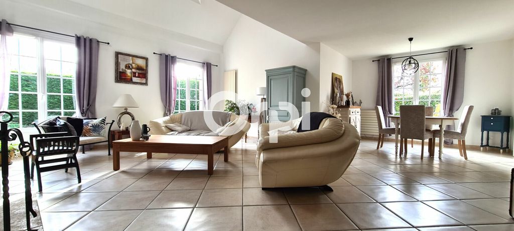 Achat maison à vendre 5 chambres 166 m² - Marolles-en-Brie