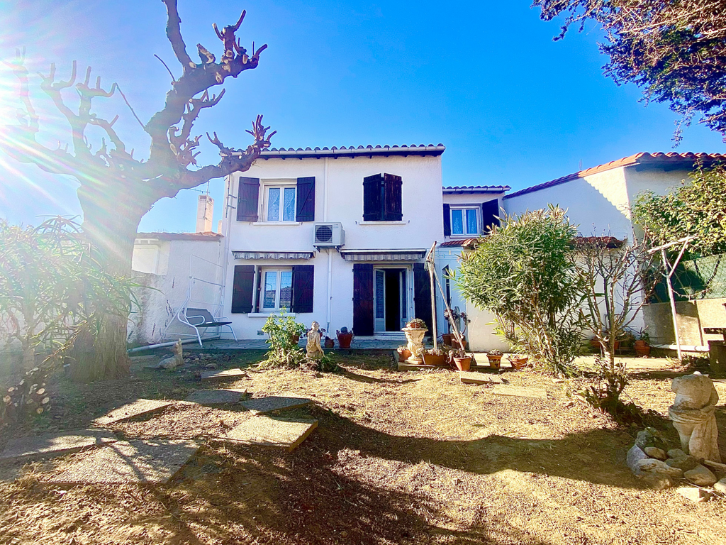 Achat maison à vendre 4 chambres 103 m² - Perpignan