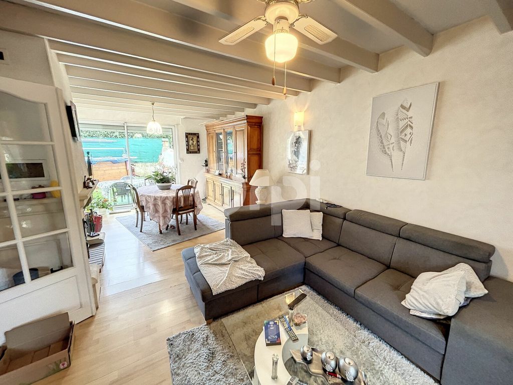 Achat maison à vendre 4 chambres 91 m² - Brive-la-Gaillarde