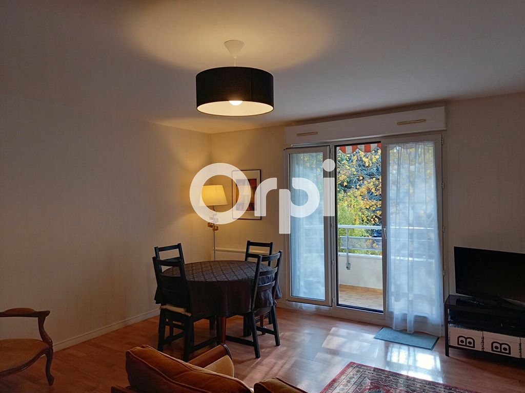 Achat appartement à vendre 4 pièces 88 m² - Le Bourget