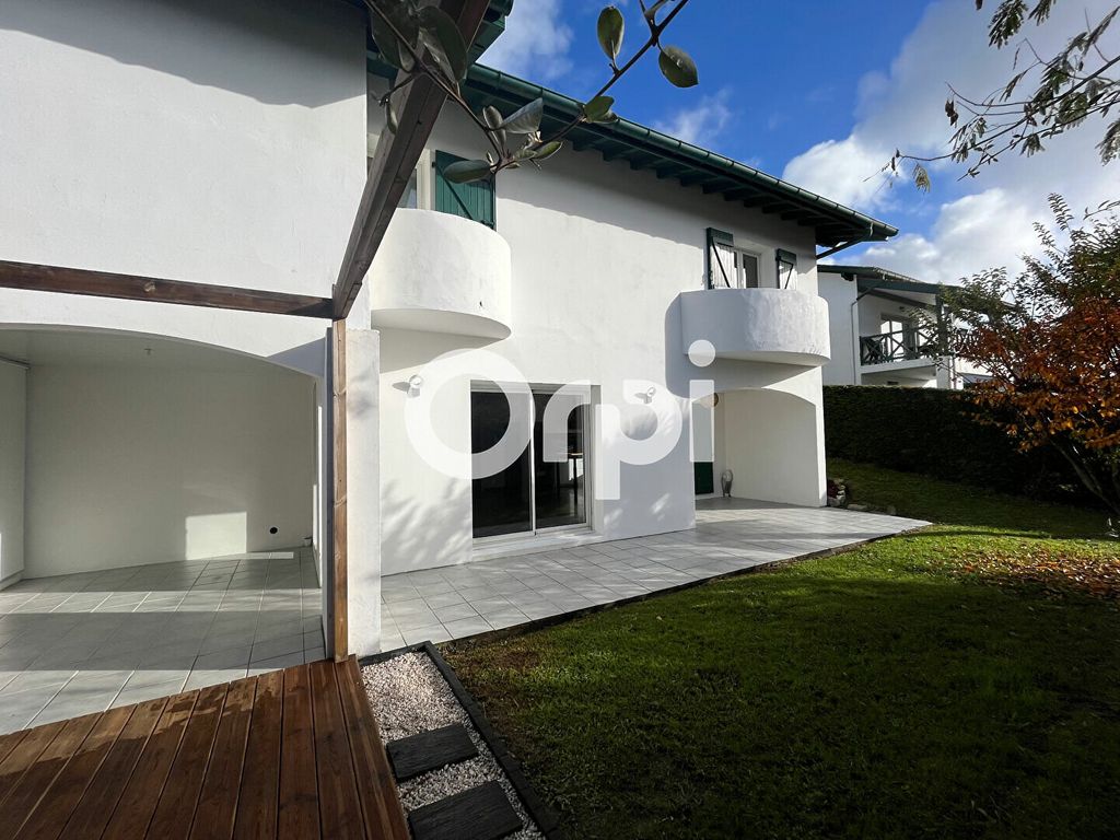 Achat maison à vendre 3 chambres 147 m² - Mouguerre