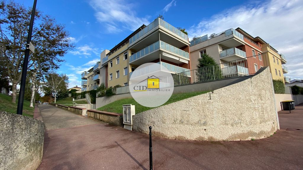 Achat appartement à vendre 3 pièces 74 m² - Genas