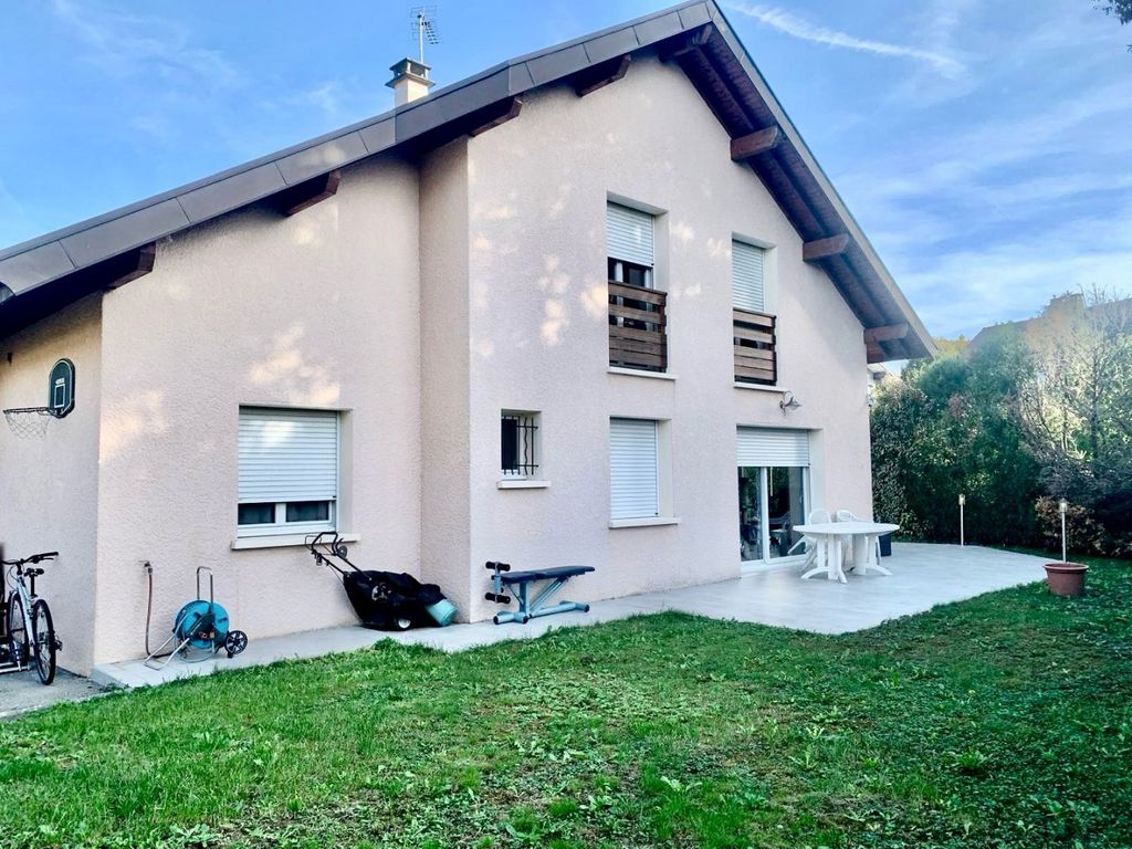Achat maison à vendre 4 chambres 136 m² - Annecy