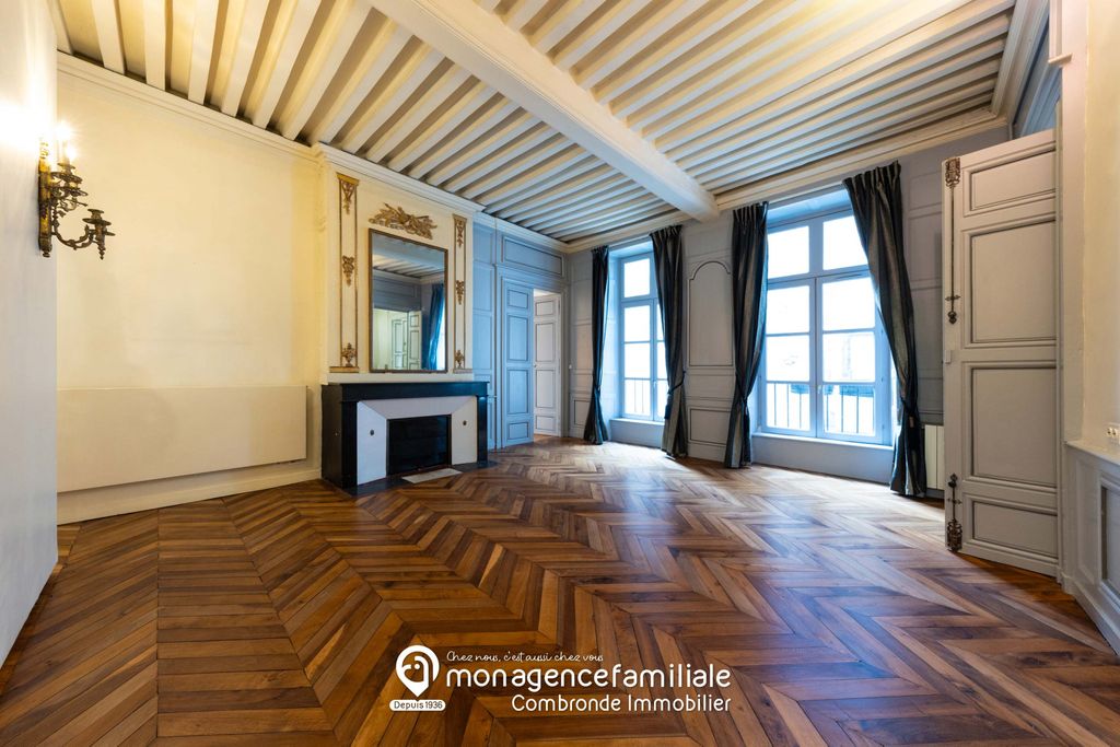 Achat appartement à vendre 5 pièces 184 m² - Riom