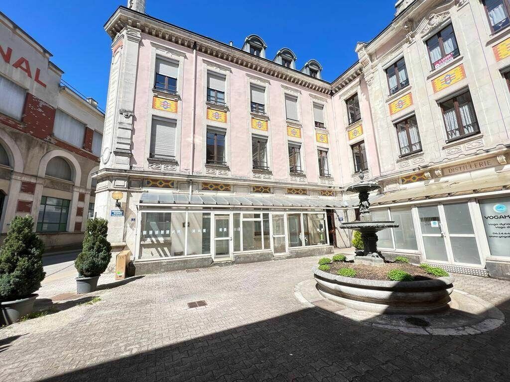 Achat appartement à vendre 3 pièces 73 m² - Saint-Laurent-du-Pont