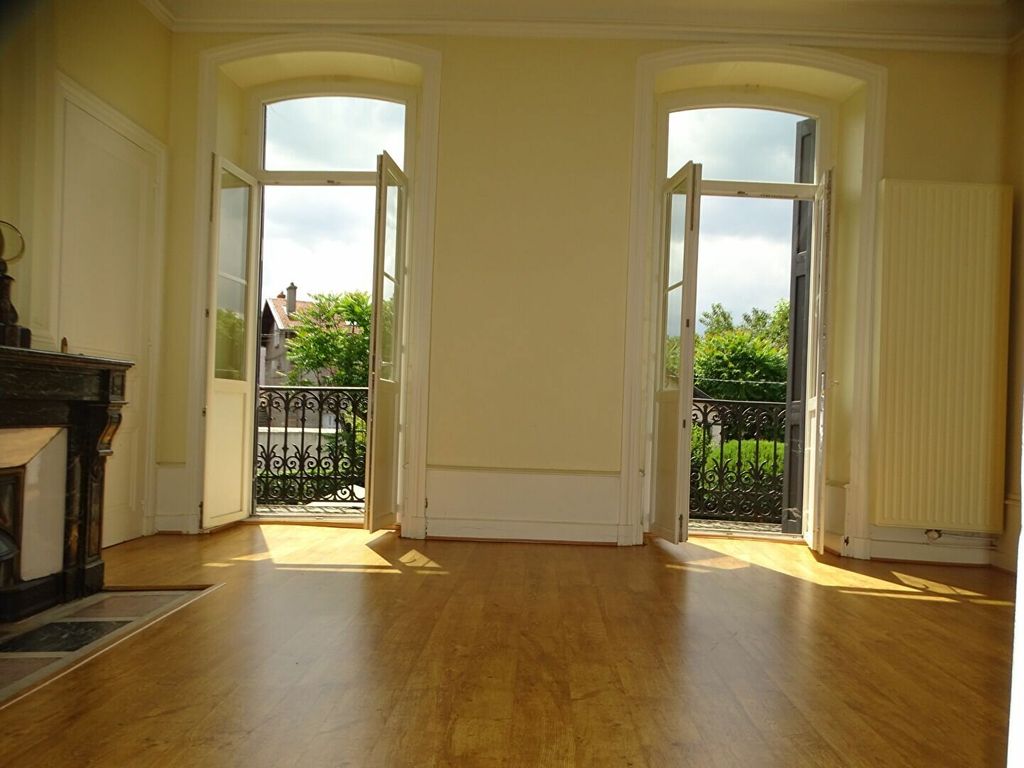 Achat appartement à vendre 4 pièces 129 m² - Saint-Chamond