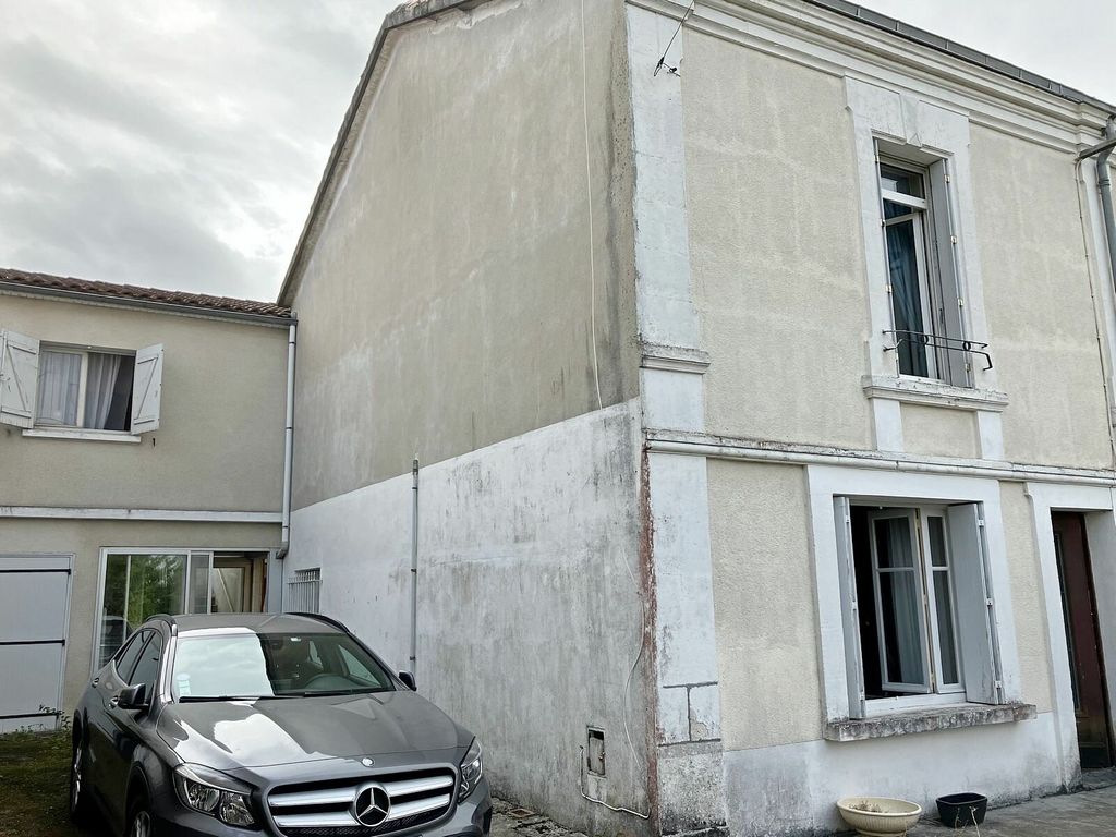 Achat maison à vendre 3 chambres 88 m² - Ruelle-sur-Touvre