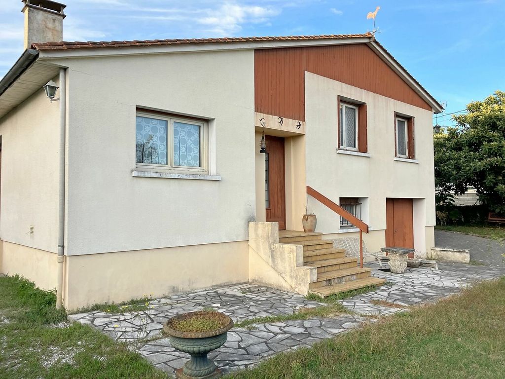 Achat maison à vendre 4 chambres 140 m² - Nersac