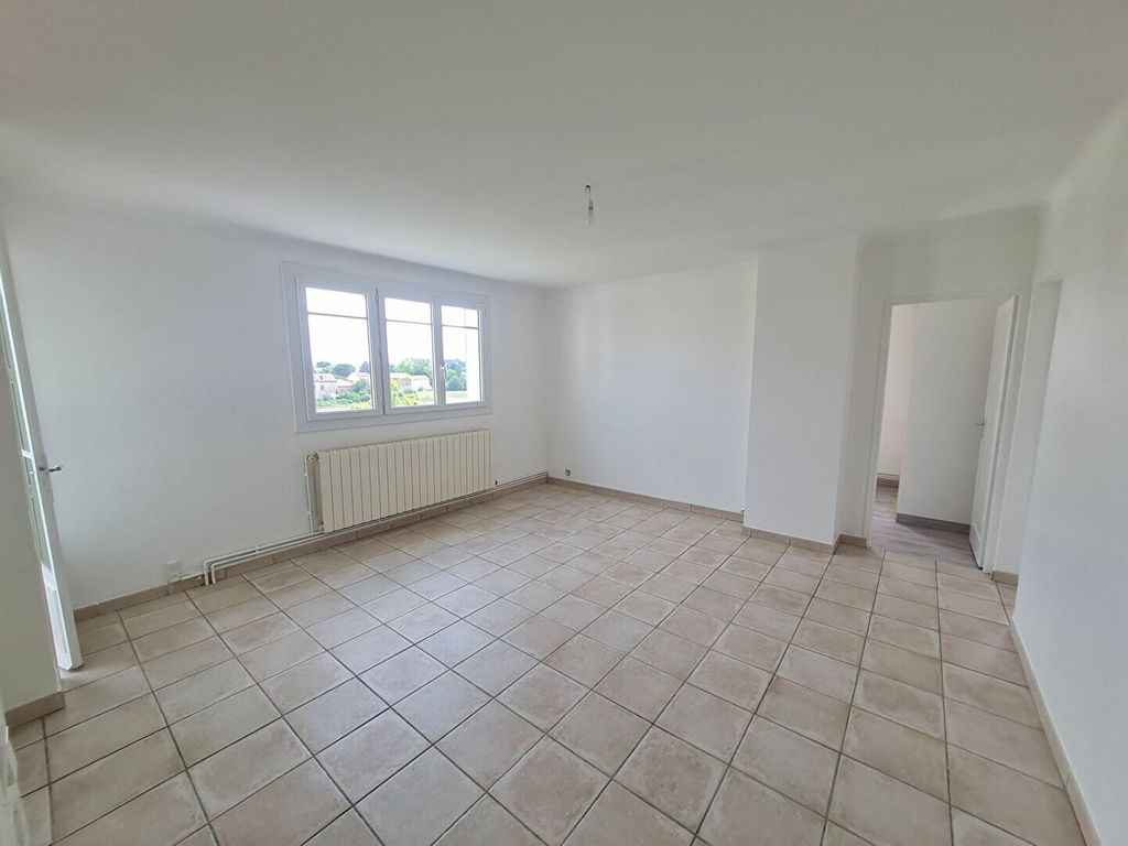 Achat appartement à vendre 4 pièces 65 m² - Pont-Saint-Esprit