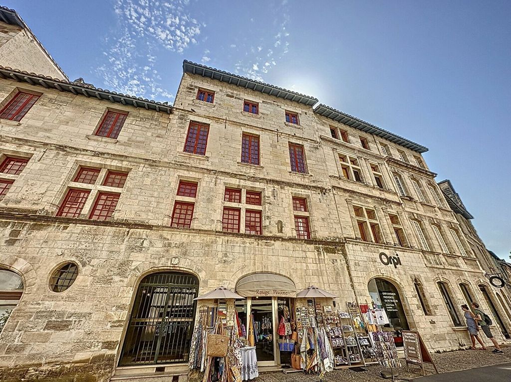 Achat appartement à vendre 3 pièces 76 m² - Avignon