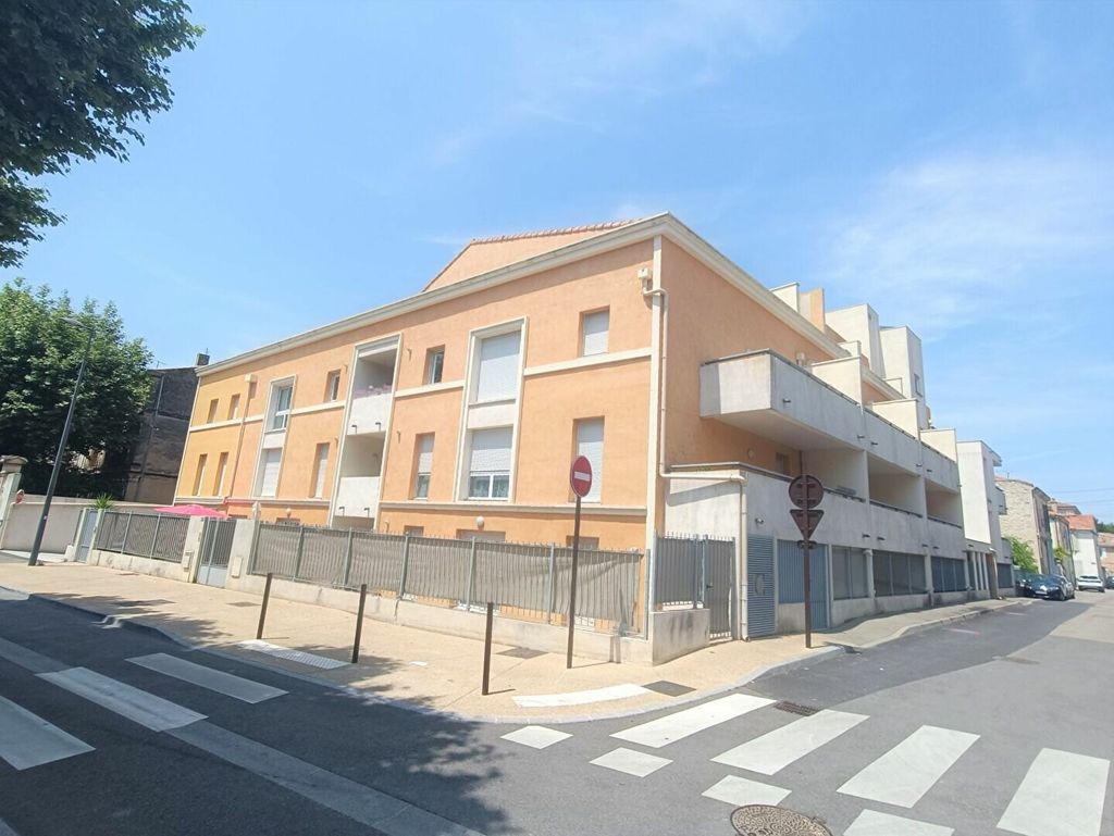 Achat appartement à vendre 2 pièces 60 m² - Châteaurenard
