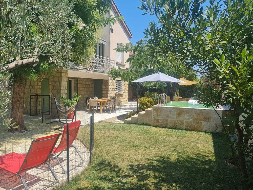 Achat maison à vendre 3 chambres 131 m² - Avignon