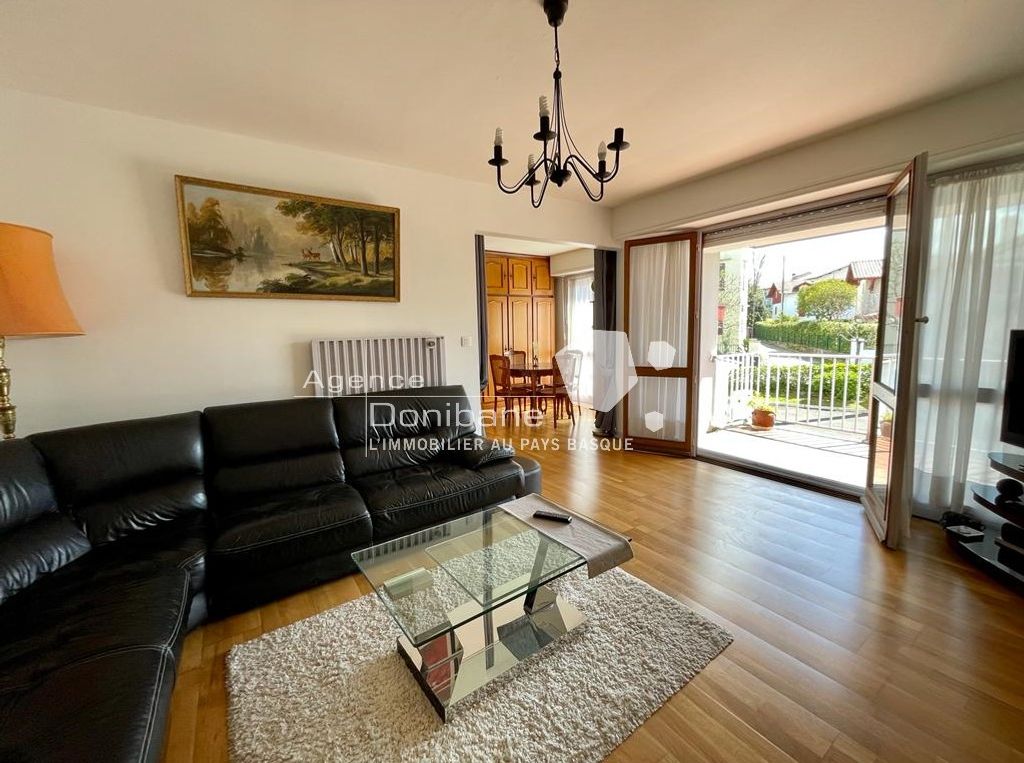 Achat appartement à vendre 4 pièces 81 m² - Biarritz