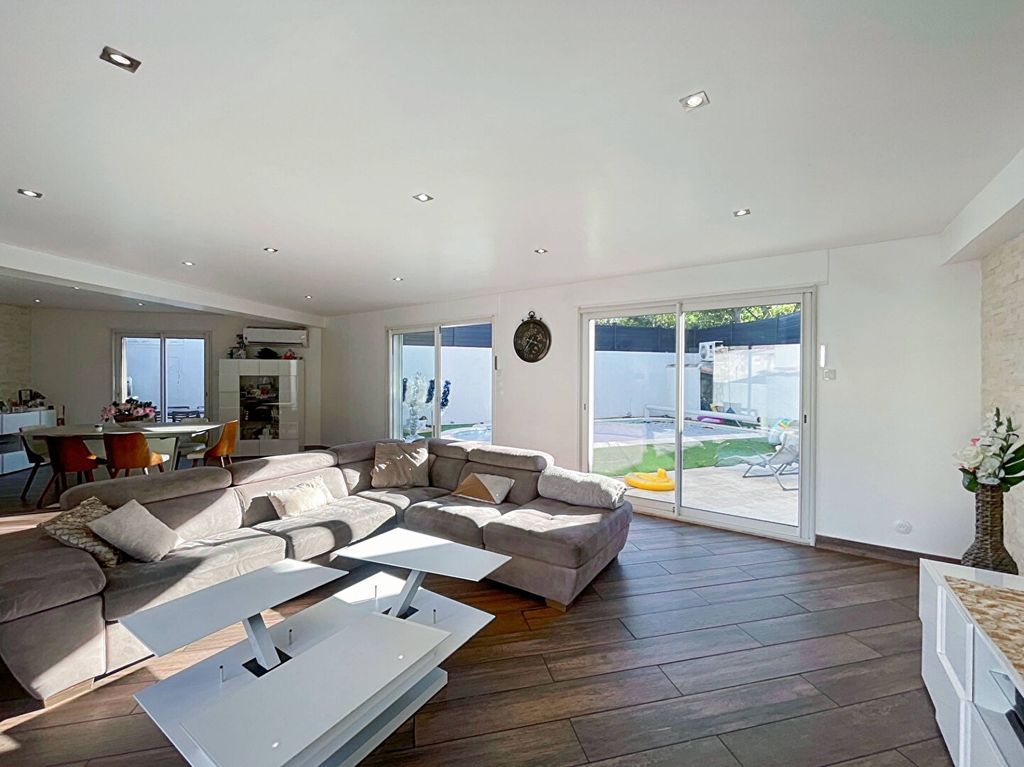 Achat maison à vendre 5 chambres 240 m² - Marseille 13ème arrondissement