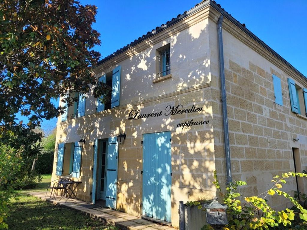 Achat maison à vendre 4 chambres 146 m² - Saint-Loubès