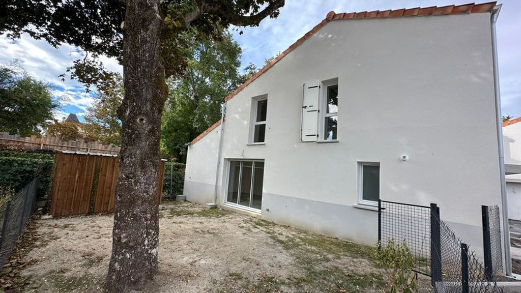 Achat maison à vendre 4 chambres 110 m² - Villenave-d'Ornon