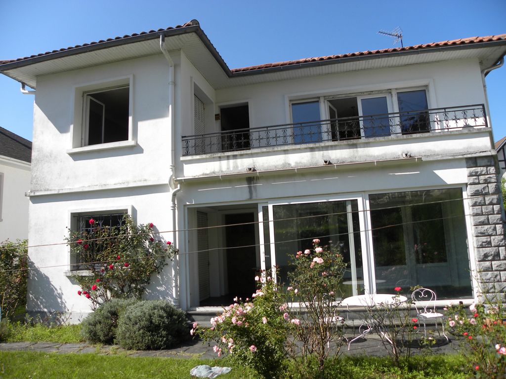 Achat maison à vendre 4 chambres 170 m² - Lourdes