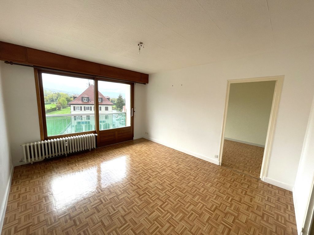 Achat appartement à vendre 4 pièces 85 m² - Saint-Pierre-en-Faucigny