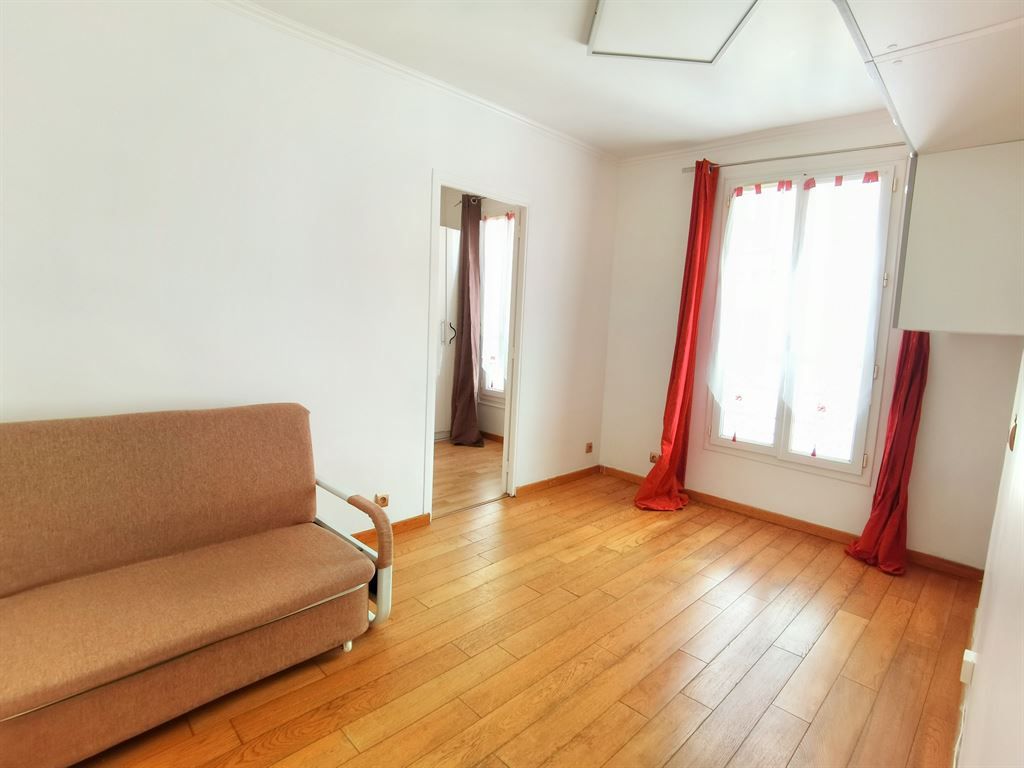 Achat appartement à vendre 2 pièces 27 m² - Paris 10ème arrondissement