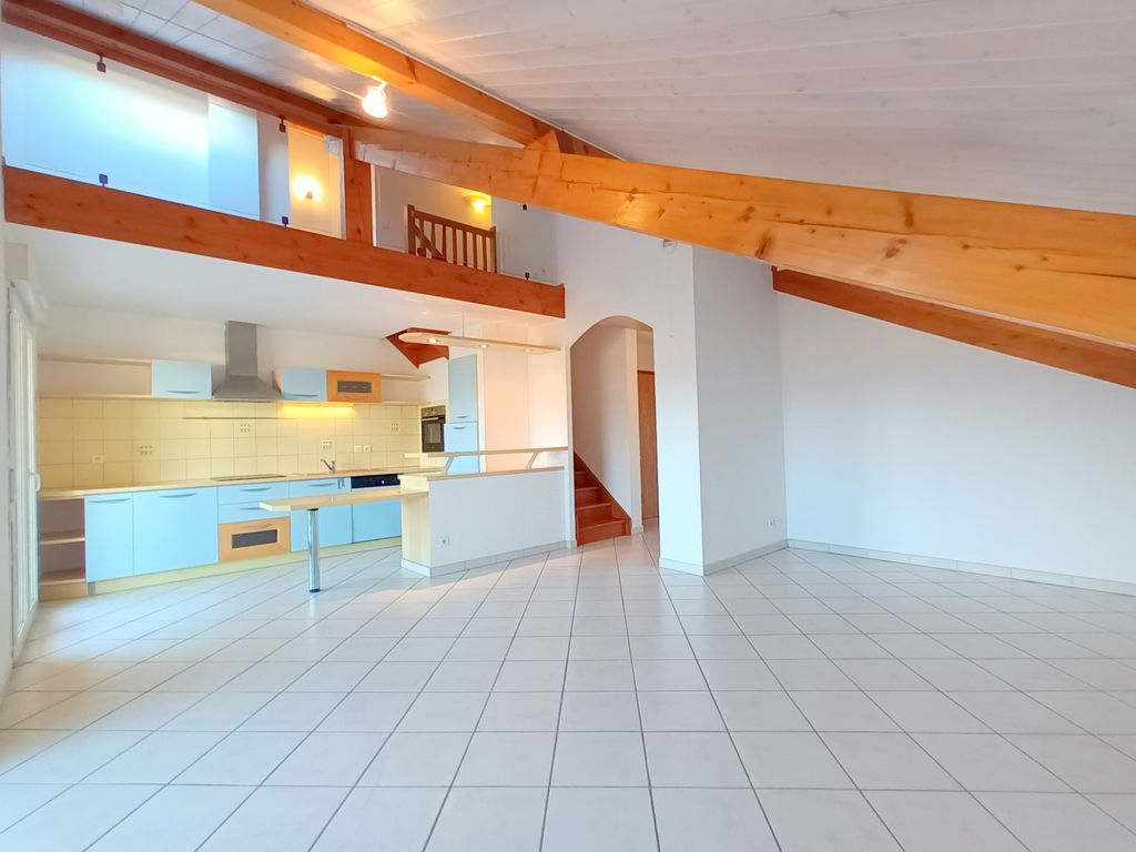 Achat appartement à vendre 3 pièces 78 m² - Reignier-Ésery