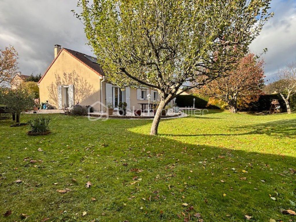 Achat maison à vendre 5 chambres 140 m² - Ozoir-la-Ferrière