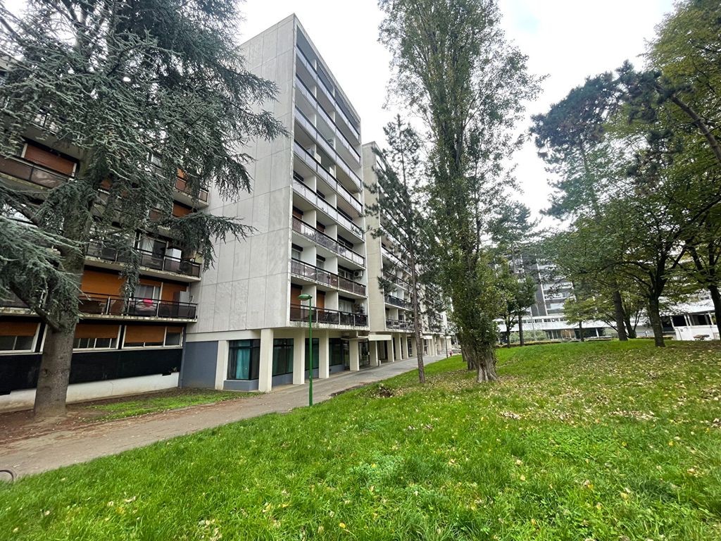 Achat appartement à vendre 6 pièces 106 m² - Sarcelles