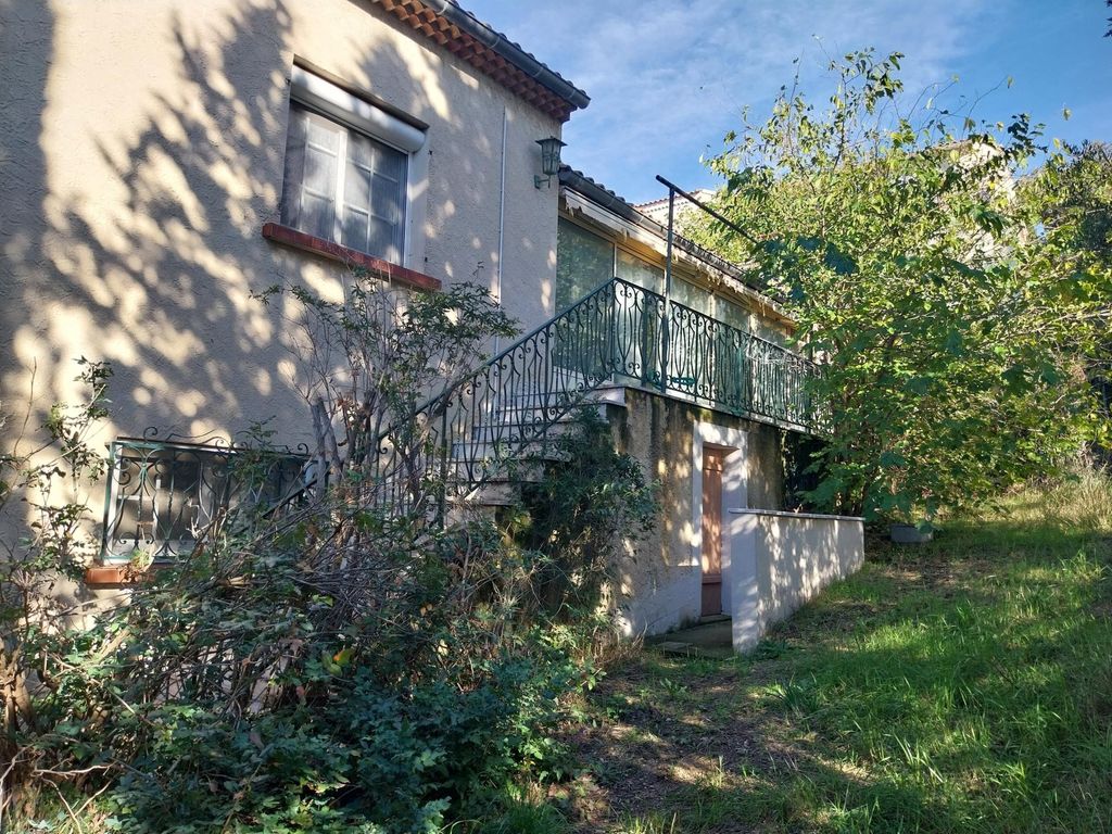 Achat maison à vendre 5 chambres 226 m² - Les Angles