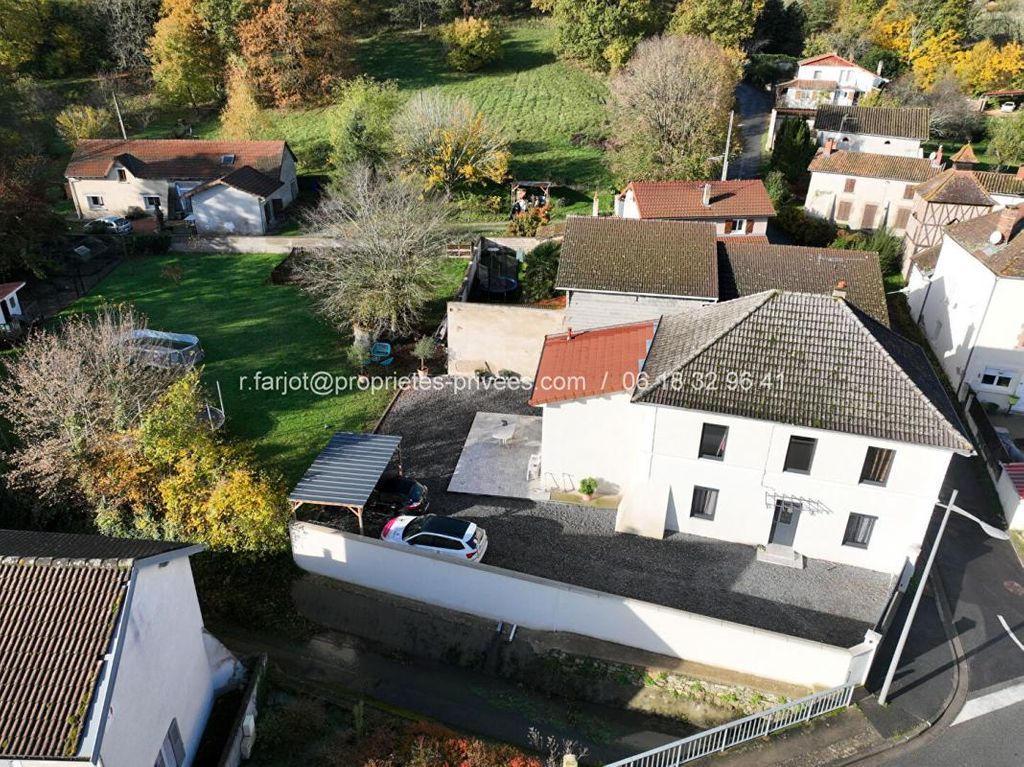 Achat maison à vendre 5 chambres 150 m² - Saint-Priest-Bramefant