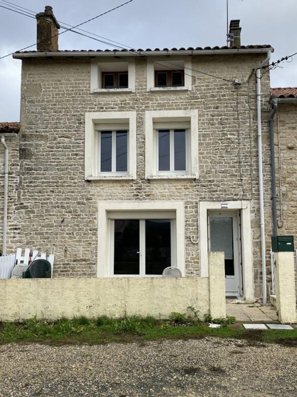 Achat maison à vendre 3 chambres 109 m² - Prahecq