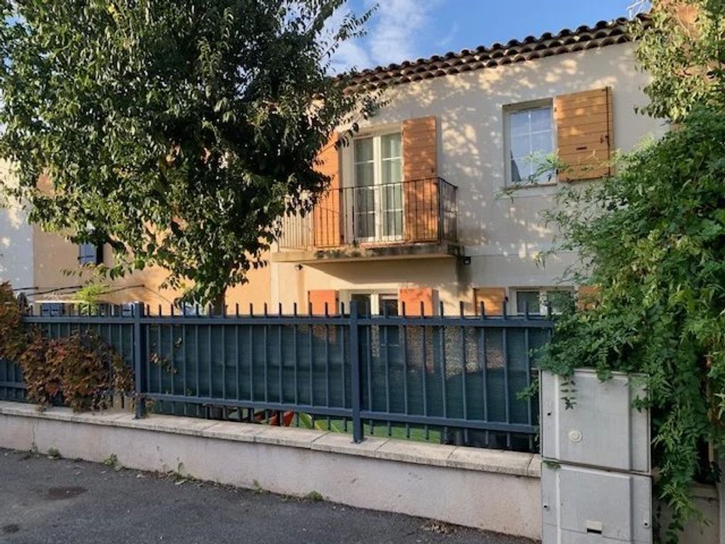 Achat maison à vendre 3 chambres 78 m² - Besse-sur-Issole