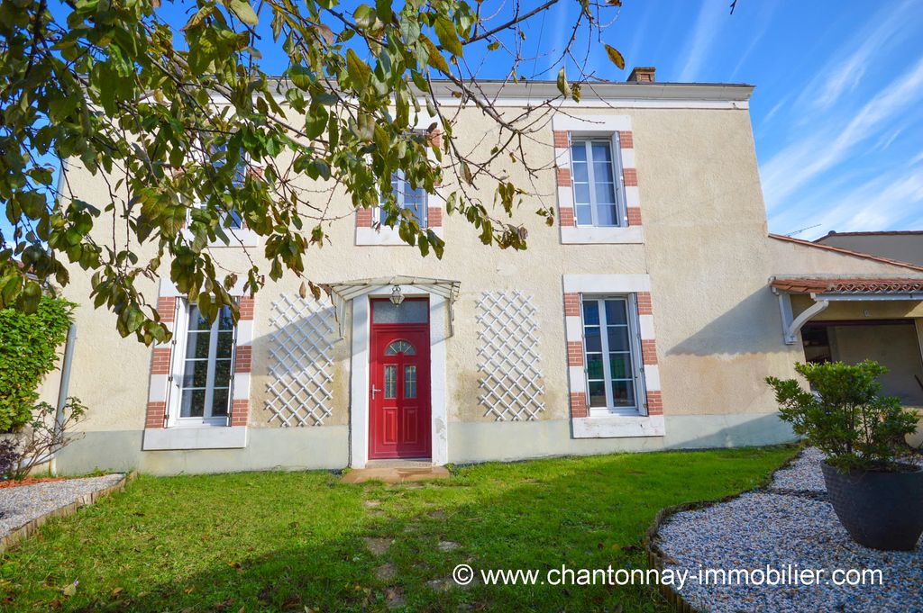 Achat maison à vendre 2 chambres 120 m² - Chantonnay