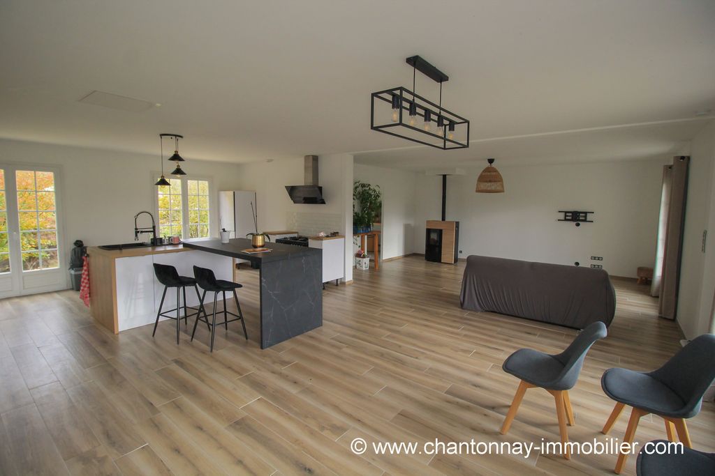 Achat maison à vendre 4 chambres 148 m² - Chantonnay