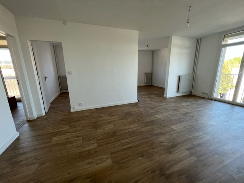 Achat appartement à vendre 4 pièces 69 m² - La Valette-du-Var