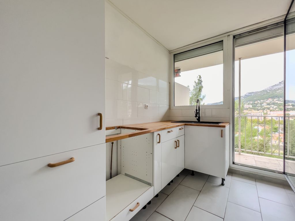 Achat appartement à vendre 4 pièces 79 m² - Toulon