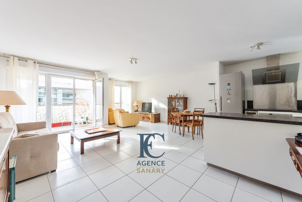 Achat appartement à vendre 3 pièces 87 m² - Sanary-sur-Mer