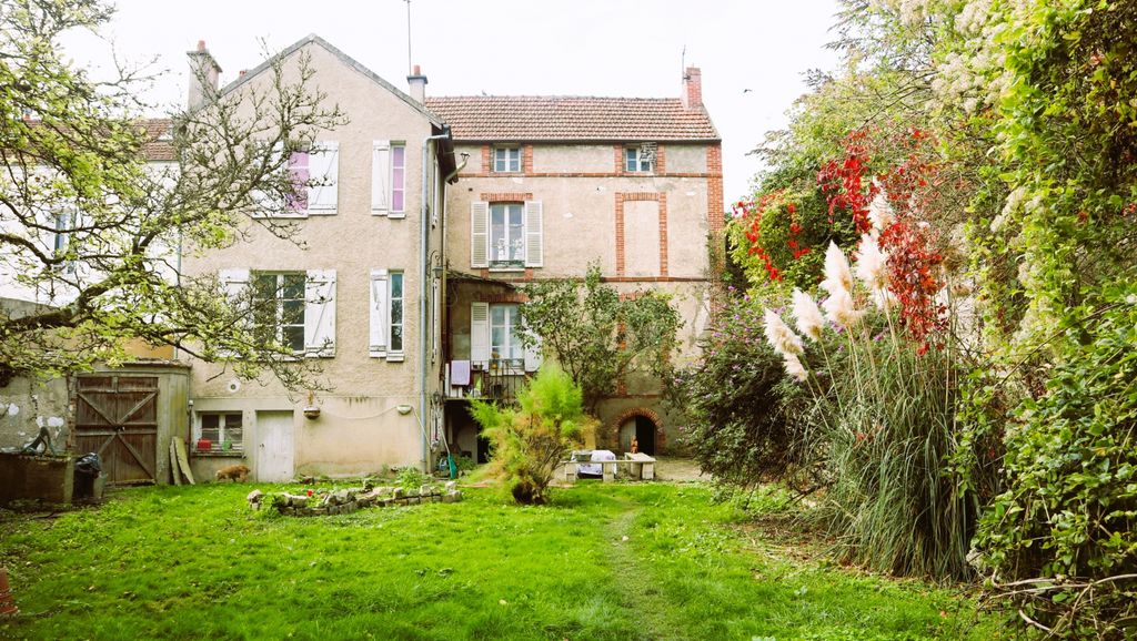 Achat maison à vendre 3 chambres 143 m² - Pont-sur-Yonne