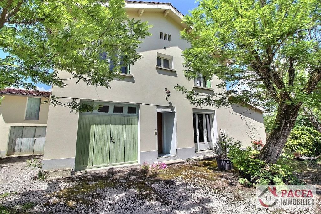Achat maison à vendre 5 chambres 144 m² - Castres