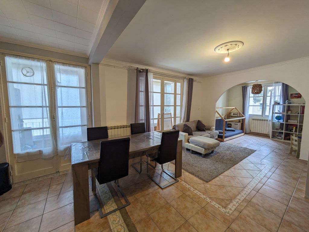Achat appartement à vendre 5 pièces 83 m² - Toulon