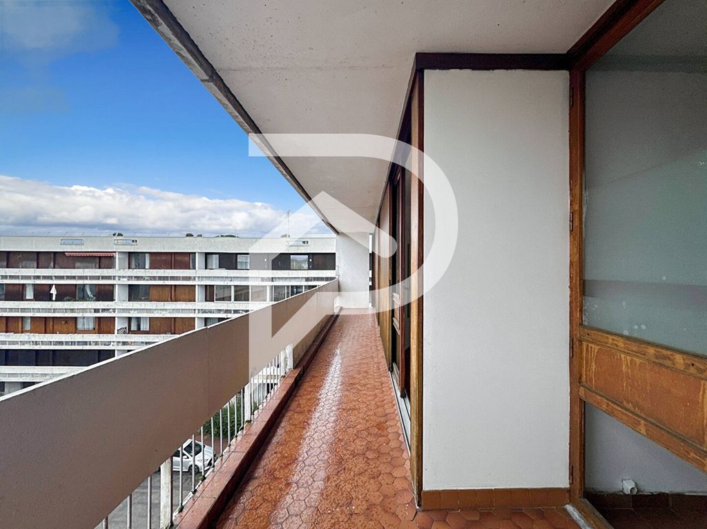 Achat appartement à vendre 4 pièces 74 m² - Saint-Cyr-l'École