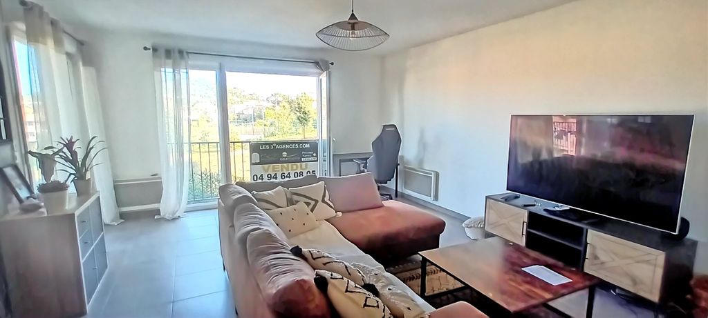 Achat appartement à vendre 4 pièces 80 m² - La Croix-Valmer