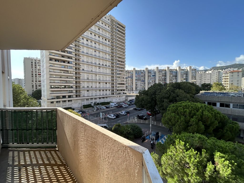 Achat studio à vendre 27 m² - Toulon