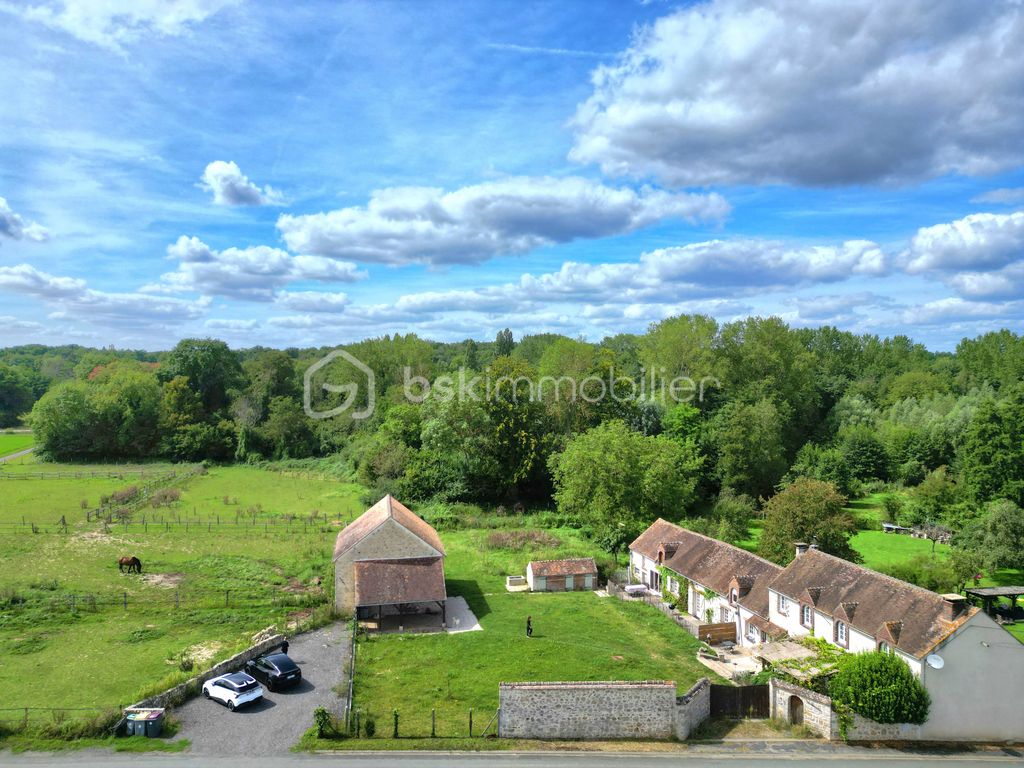 Achat maison à vendre 6 chambres 225 m² - Fontainebleau