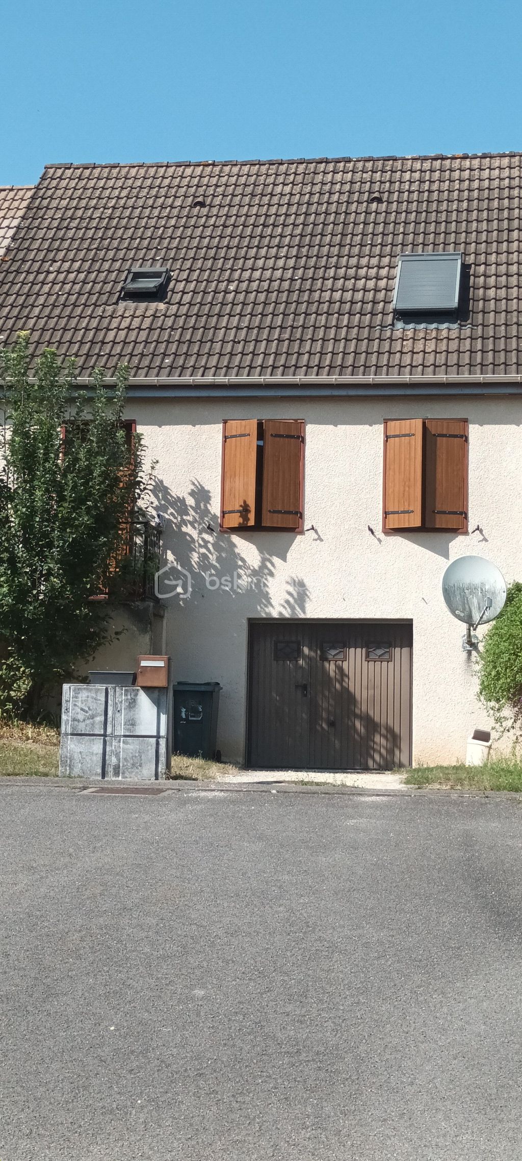 Achat maison à vendre 3 chambres 94 m² - Saint-Germain-du-Puy