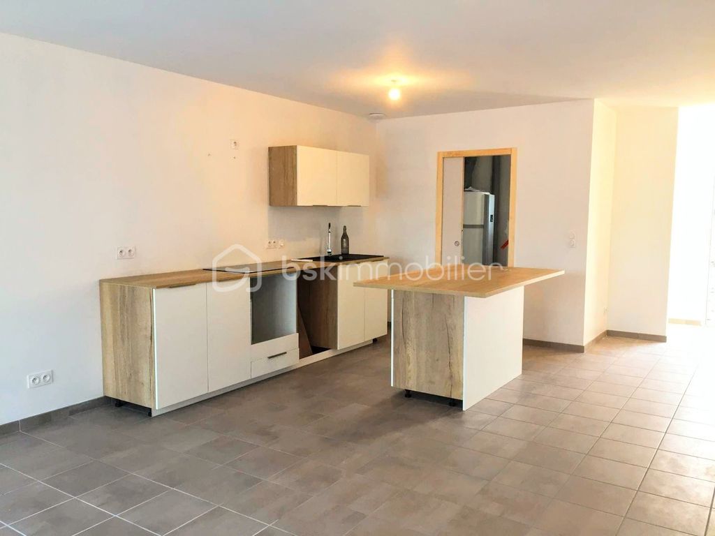 Achat maison à vendre 3 chambres 89 m² - Vielle-Saint-Girons