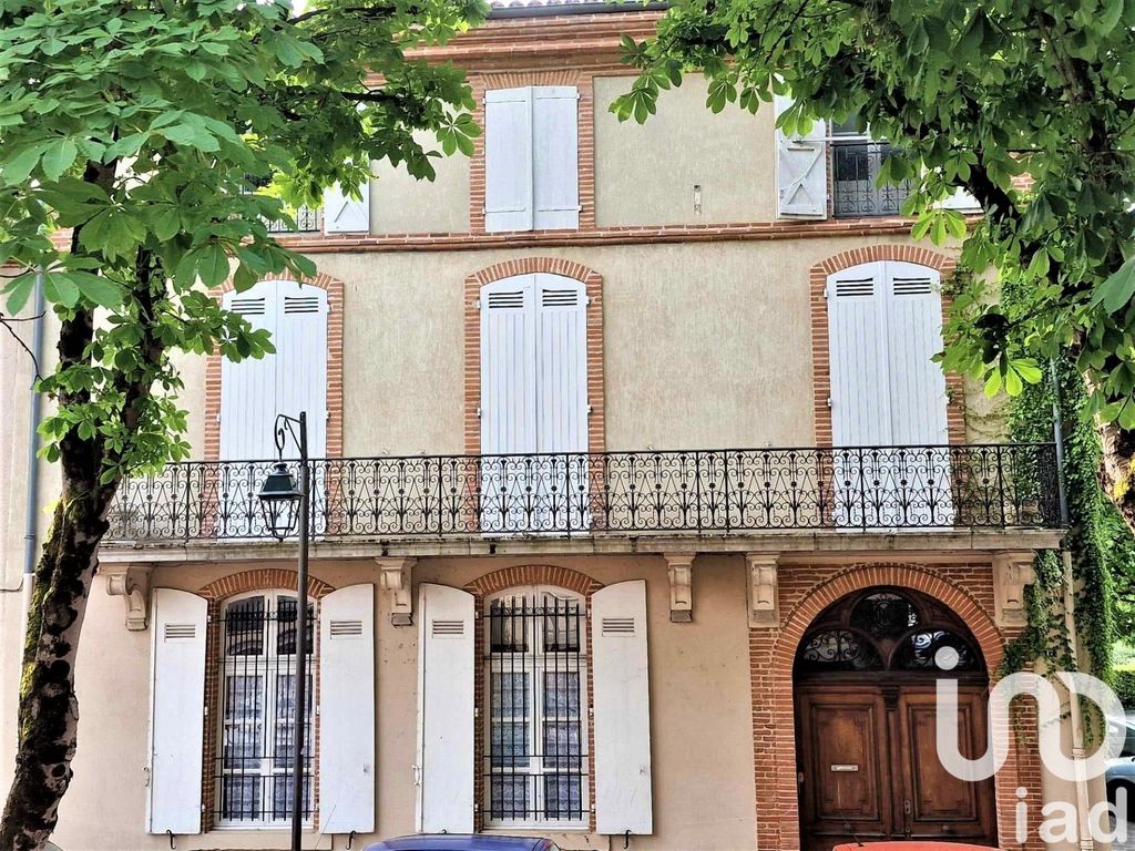 Achat maison à vendre 5 chambres 380 m² - Moissac