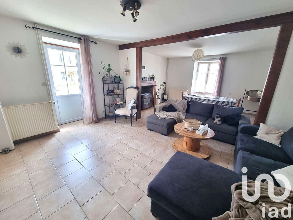 Achat maison à vendre 3 chambres 117 m² - La Ferrière-en-Parthenay