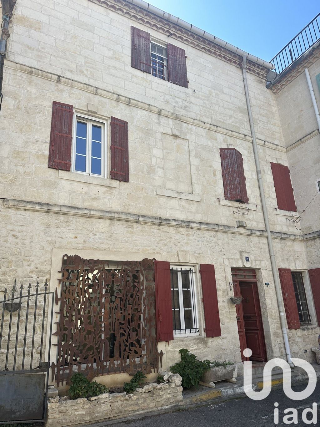 Achat maison à vendre 4 chambres 210 m² - Beaucaire