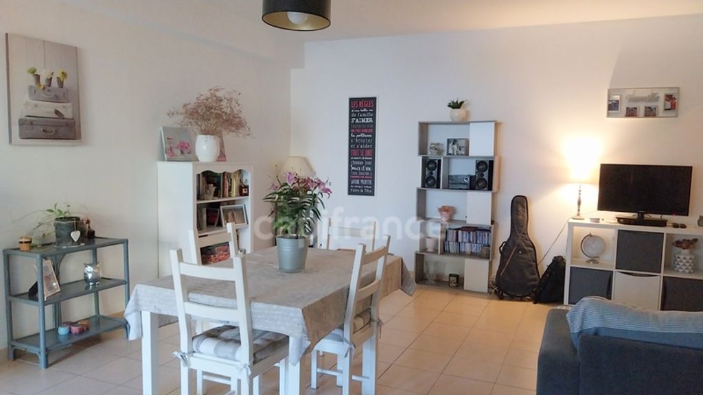 Achat appartement à vendre 4 pièces 79 m² - Villeneuve-lès-Maguelone